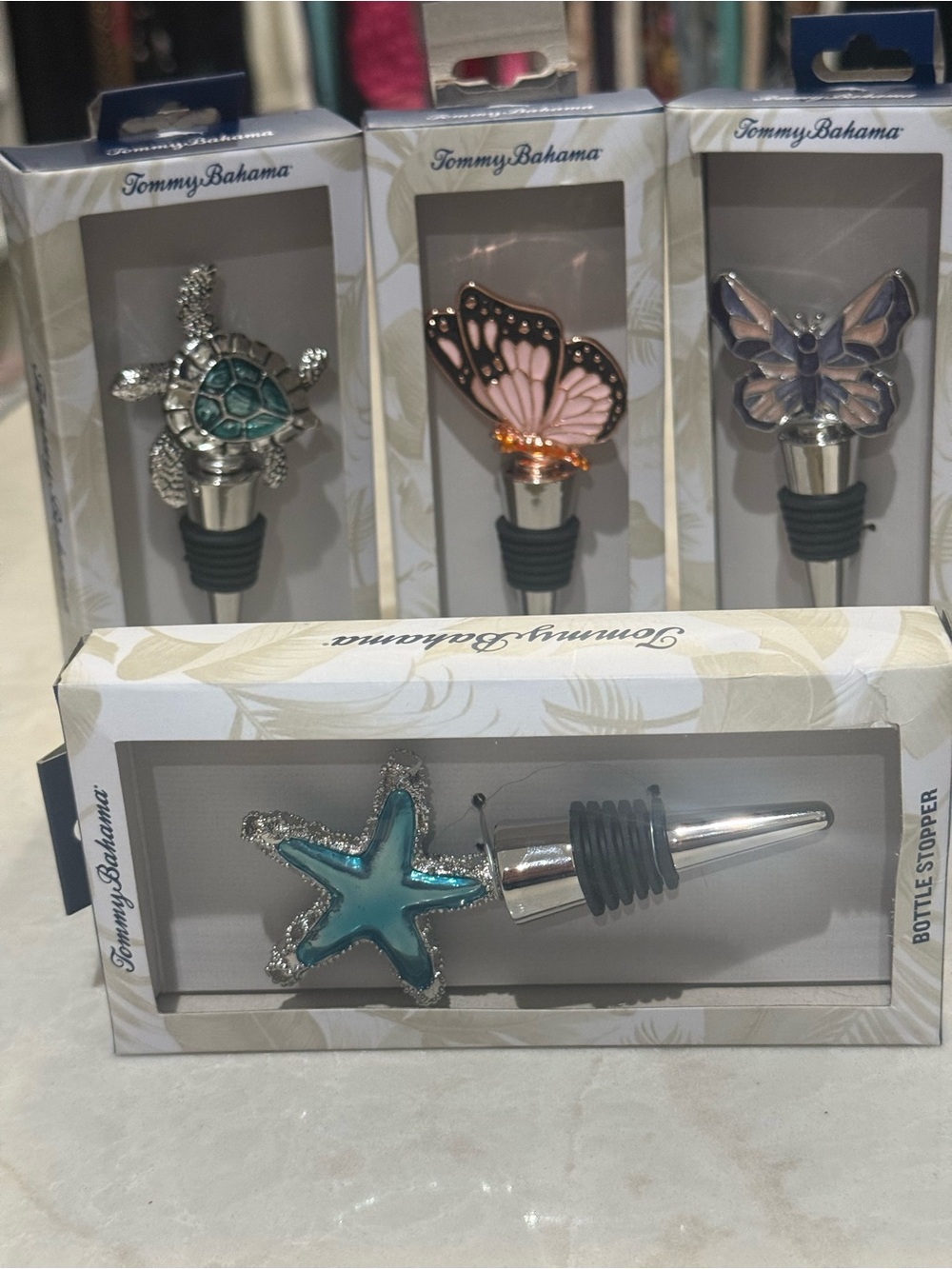 Tommy Bahamas Bottle stoper New in box price for one